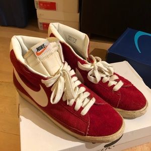 Red Nike Basketball Sneakers / Size 12 Men’s